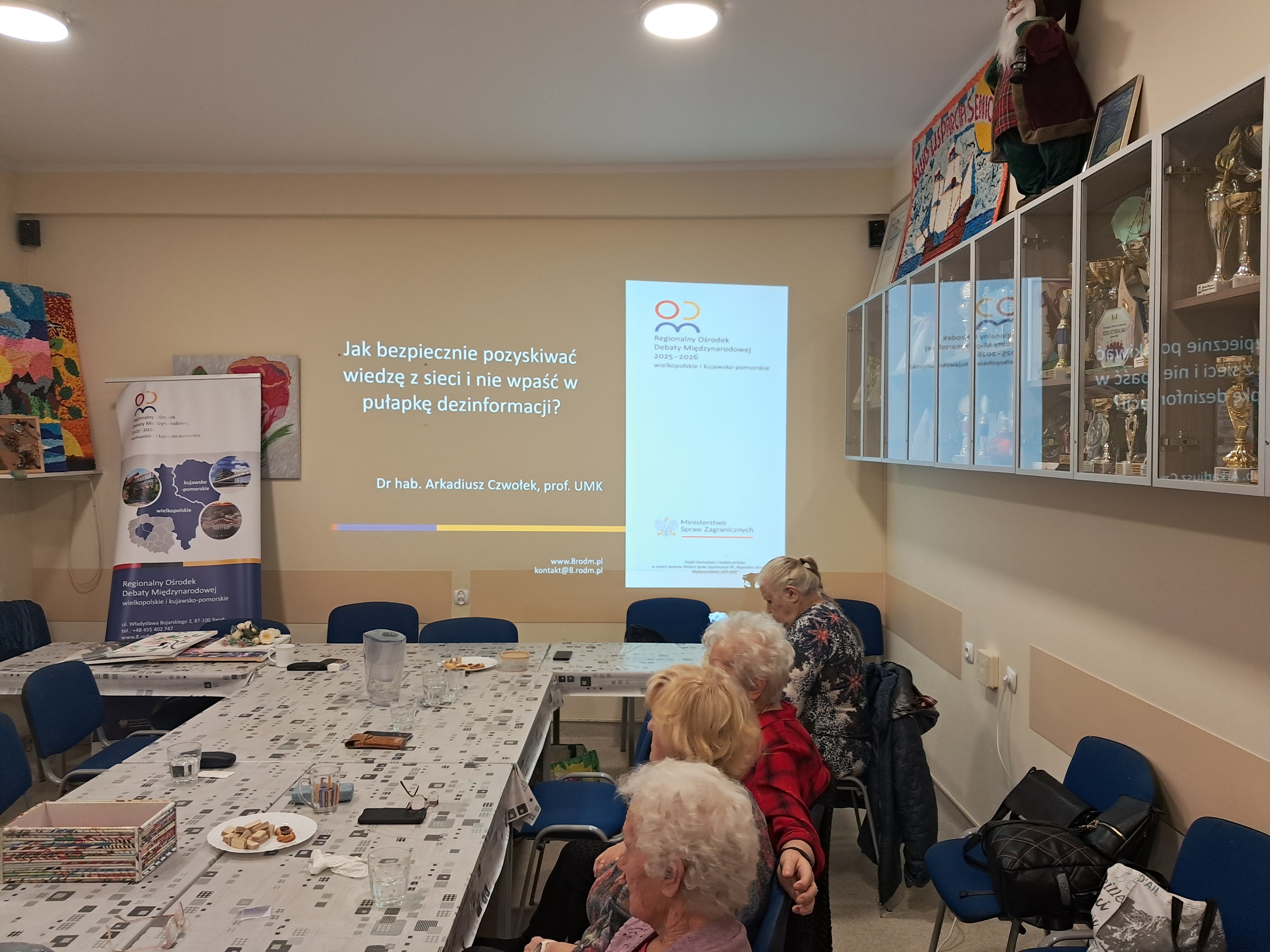 Jak korzystać bezpiecznie z sieci?