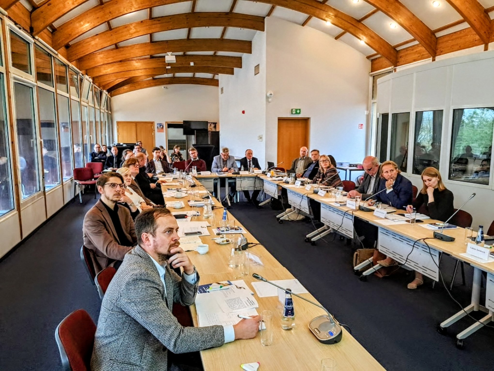 Przedstawiciele Fundacji na konferencji „Globalny szok 2025. Drżenie harmoniczne” – zdjęcie 3