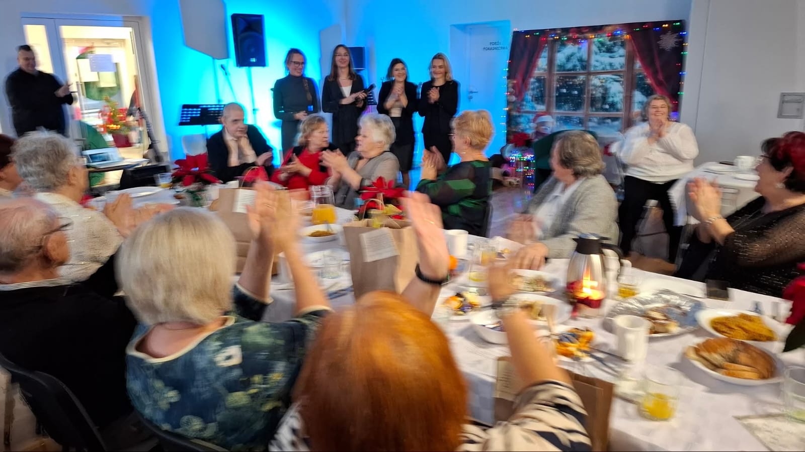 Z opłatkiem u Seniorów – zdjęcie 3